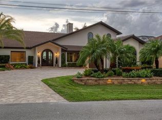 2724 SE 22nd Ave, Cape Coral, FL 33904