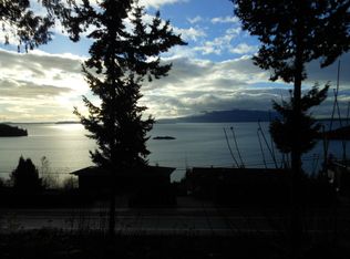 1318 Chuckanut Dr, Bellingham, WA 98229