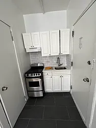 Rented by Salon Realty Corp