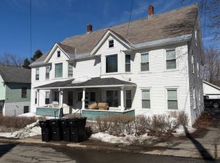 30-32 Richmond St, Adams, MA 01220