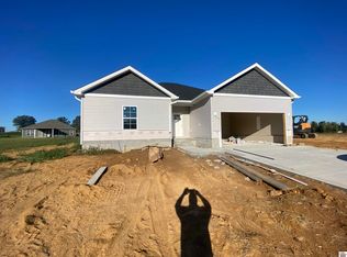 43 Fieldstone Cir, Cadiz, KY 42211
