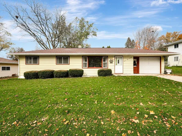 4614 Goldfinch Dr, Madison, WI 53714