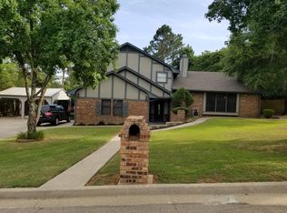 913 Crooked Oak Dr, Durant, OK 74701