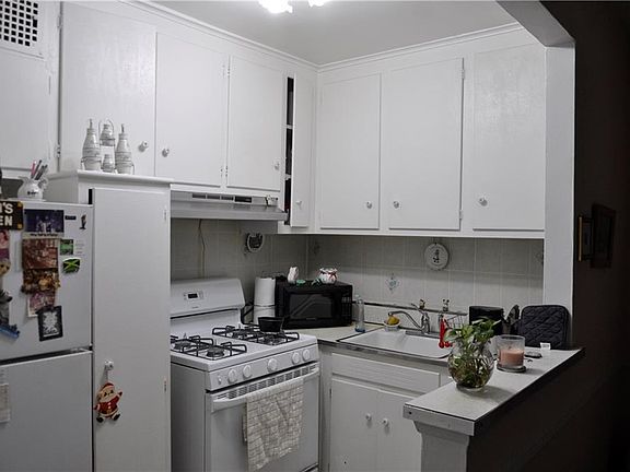 4th image of 2265 Gerritsen Ave APT 2P