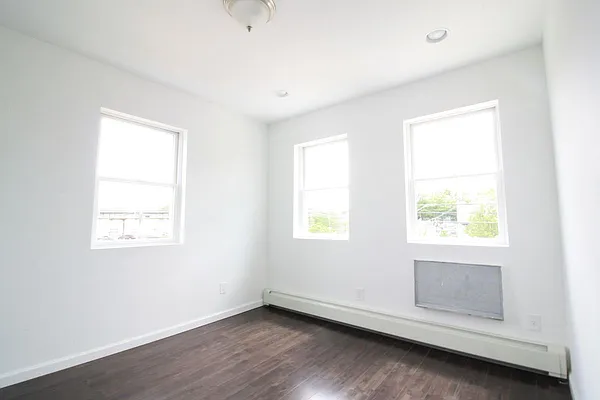 Rented by Compass | media 3