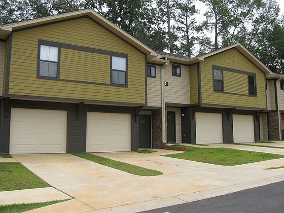 2nd image of 2302 Timber Oaks Ln #1