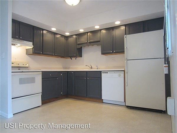 1st image of 3832 Esquire Ct