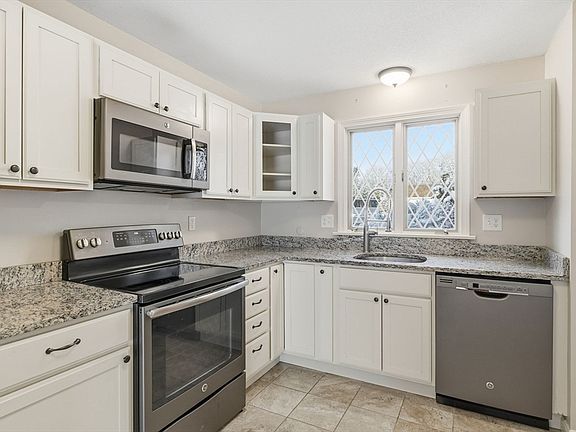 5th image of 153 Porter Lake Dr #153