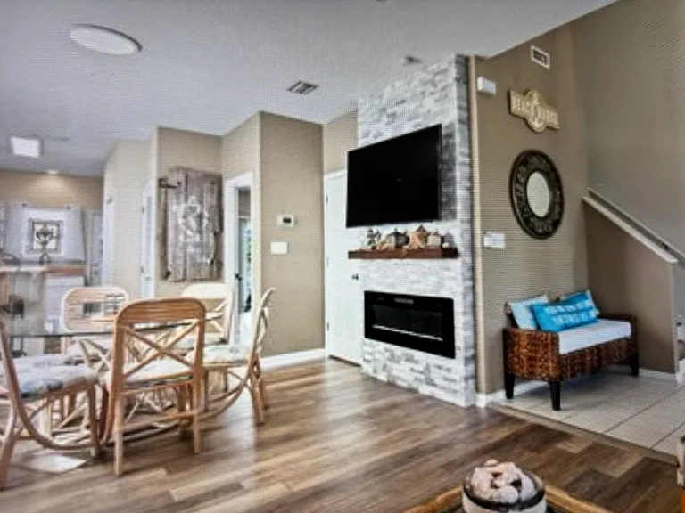 4612 Surf St #2 — Photo 3
