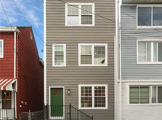 5412 Carnegie St, Pittsburgh, PA 15201