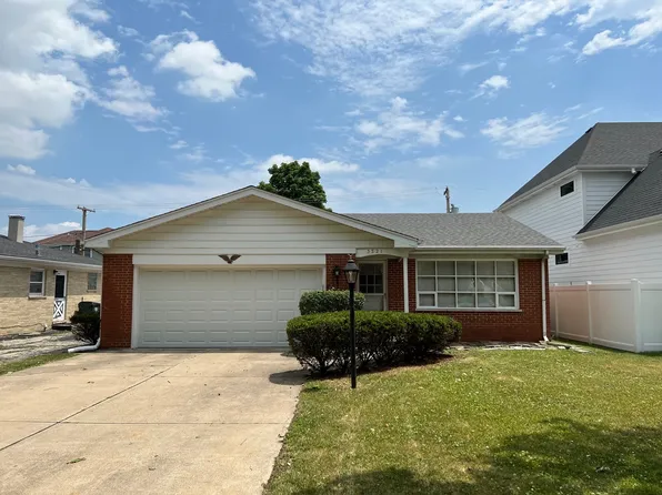 5321 S Catherine Ave, Countryside, IL 60525