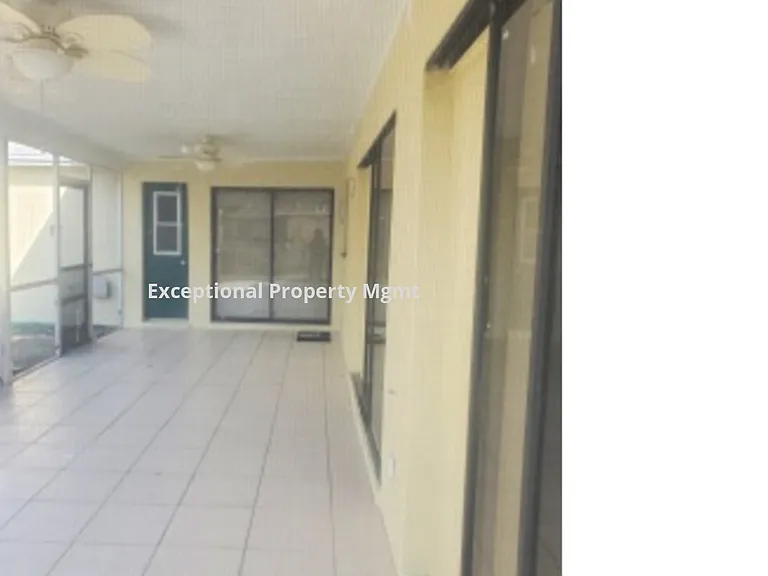 1715 SE 6th Ln — Photo 22