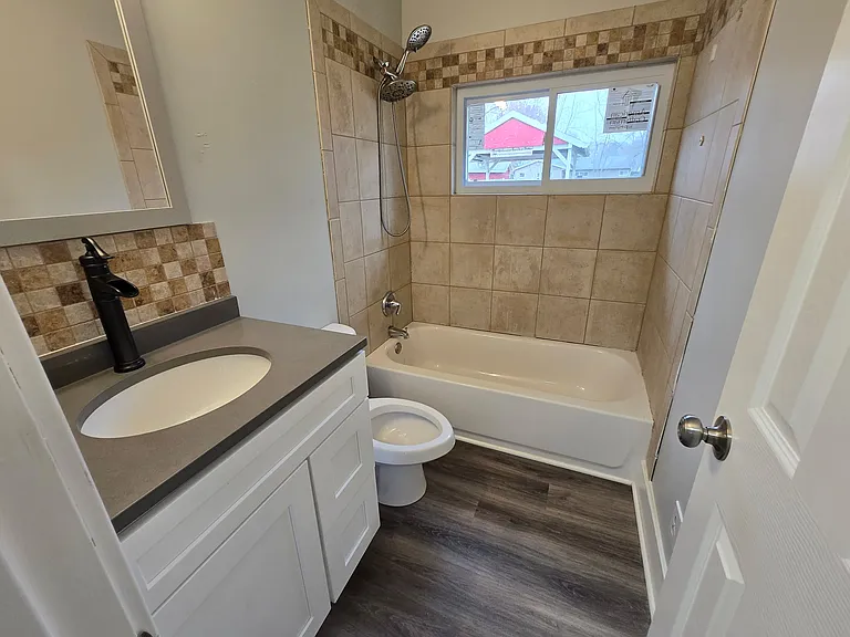 2500 Redgate Ln — Photo 8