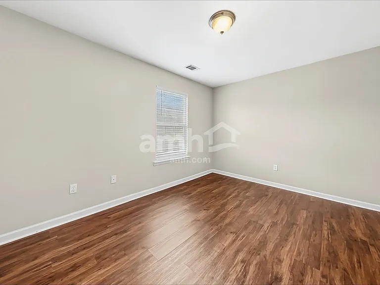 1523 Bradley Blvd — Photo 14