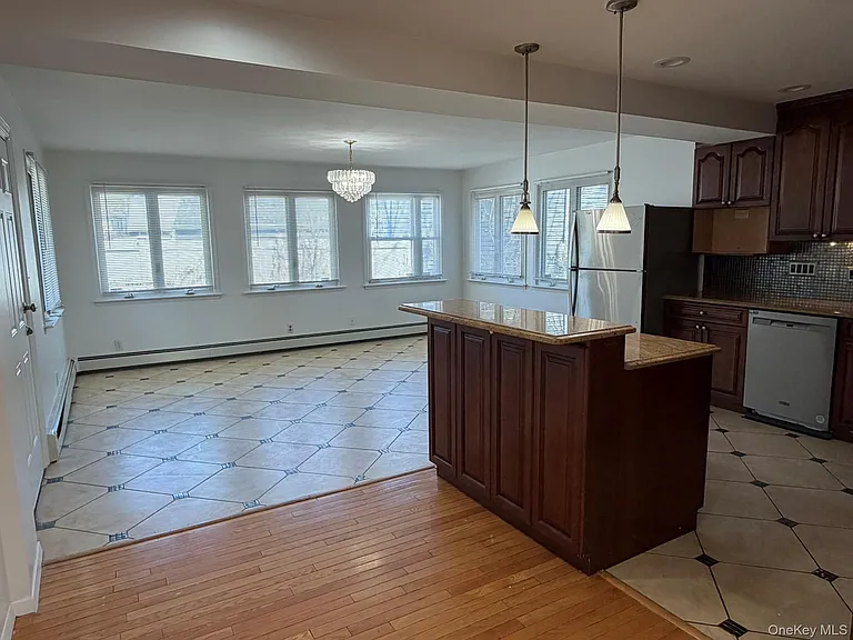 42 Rhodes Dr #HOUSE — Photo 8