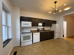 310 Riverdale Ave #2, Toronto, ON M4J1A2