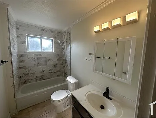 3 bed, 1100 sqft, $1,300 — Photo 4