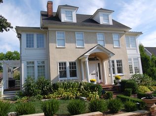 19 Revell St, Annapolis, MD 21401