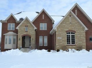 1567 Traceky, Rochester Hills, MI 48306