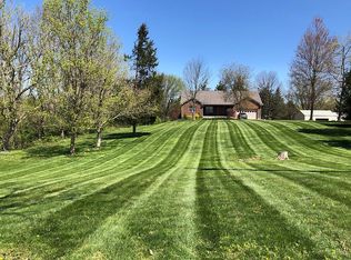 15078 Sangamaw Rd, Dillsboro, IN 47018