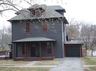 809 9th Ave, Wellman, IA 52356