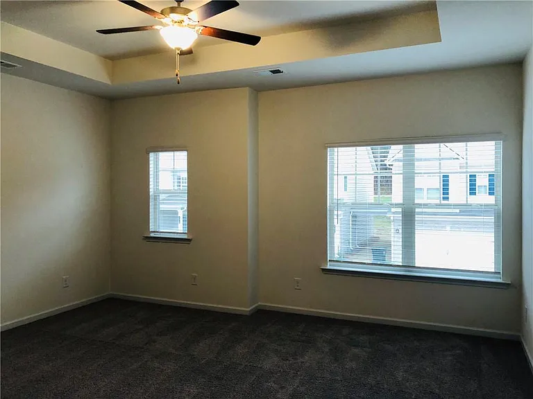 193 Bryon Ln — Photo 13