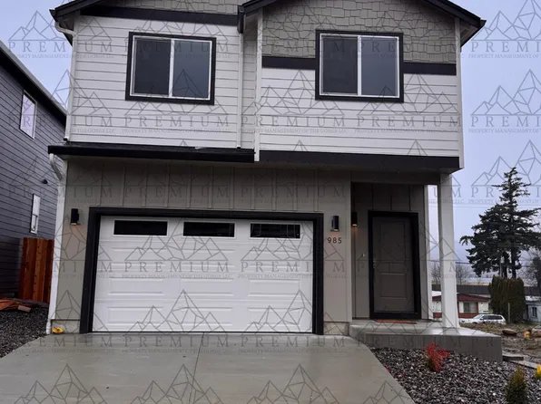 985 SE Warco Dr, Cascade Locks, OR 97014