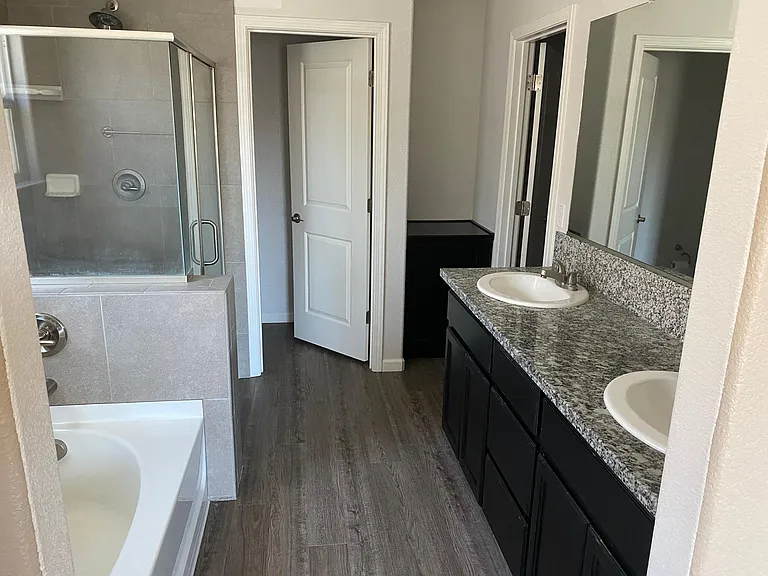 723 Phillipi Way — Photo 8