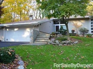 38 Green Hill Rd, Kinnelon, NJ 07405