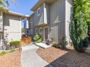 160 Cherry St, Petaluma, CA 94952