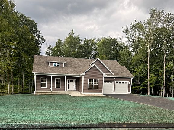 4th image of 18 Spring Hill Lane