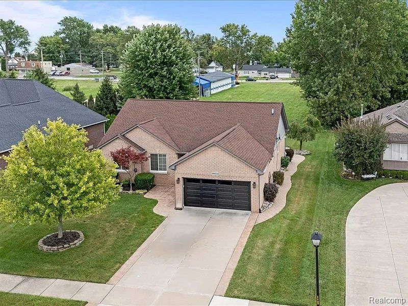 29213 Rachid Ln photo 1