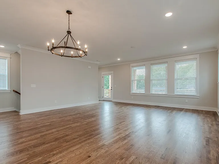 530 Edwin St #2 — Photo 7