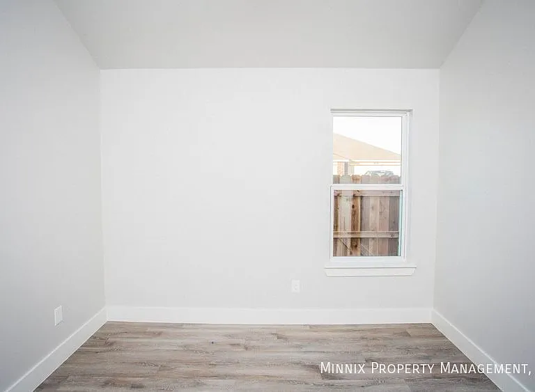 12001 Essex Ave #FS — Photo 13