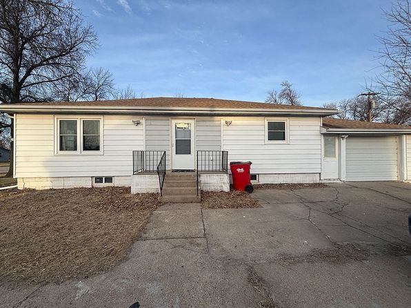208 W Fillmore Ave