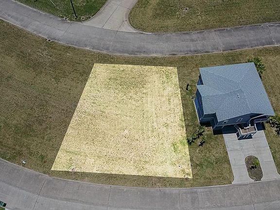 4th image of 4102 Sea Grass Ln