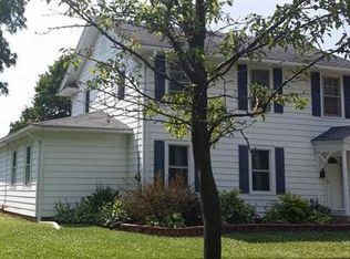 308 N 5th St, Oregon, IL 61061