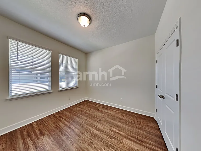 2463 Ixora Ct — Photo 17