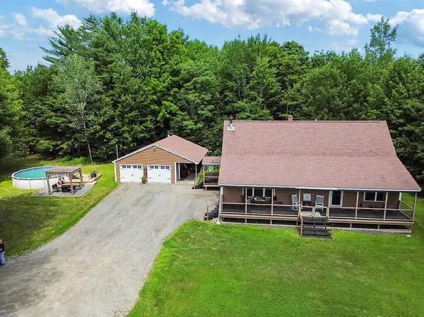 9 Archer Road, Fairfield, ME 04937