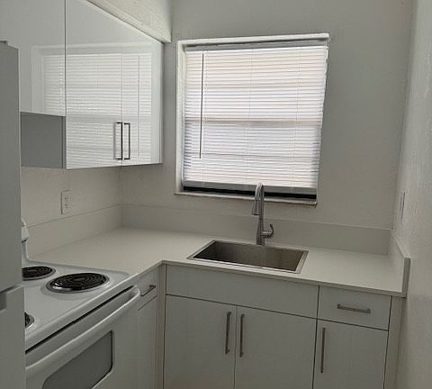 2nd image of 1930 Marseille Dr #1