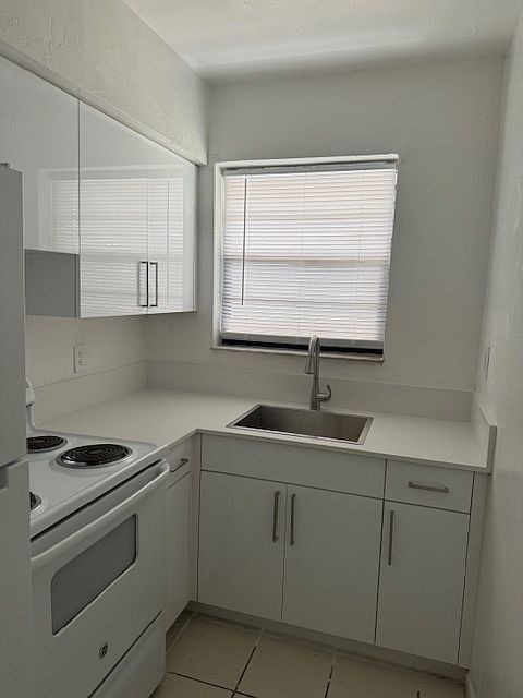 1st image of 1940 Marseille Dr APT 1