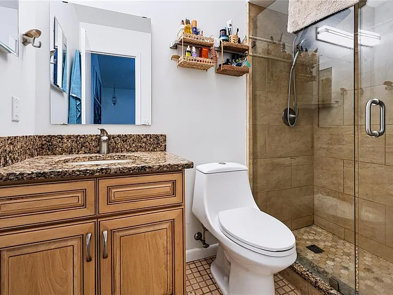 241 Ruth Blvd — Photo 11