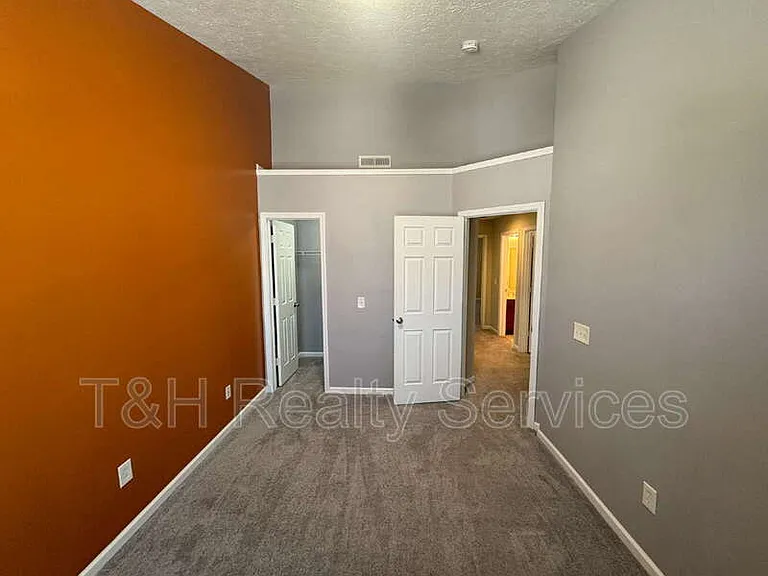 6941 Vistamere Way — Photo 15