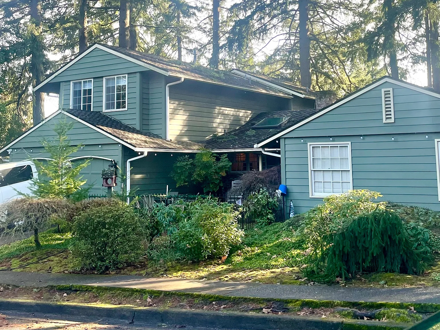 SW Springdale Ct, Beaverton — Photo 1