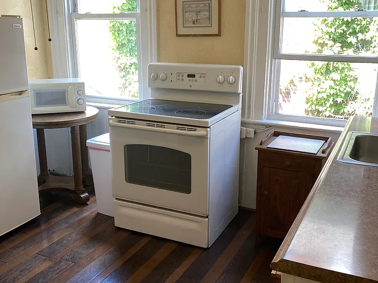 2160 Wylie Ave #2 — Photo 3