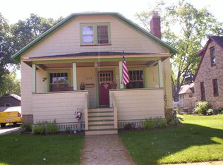 1039 Bellevue Ave, Elgin, IL 60120