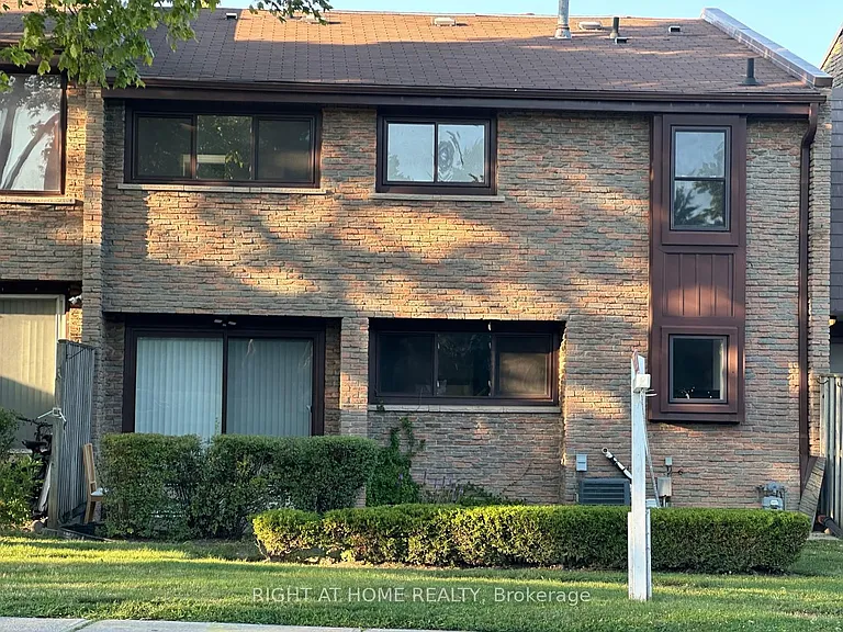 2605 Woodchester Dr #5 — Photo 32
