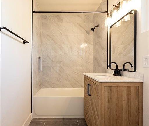 3rd image of 115 N Walnuthaven Dr #4
