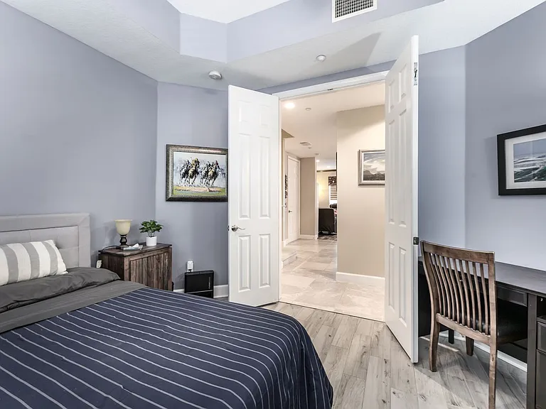 10300 Tarpon Landings Ter #4 — Photo 28
