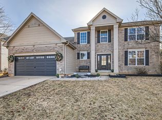 285 Exeter Ln, Sugar Grove, IL 60554